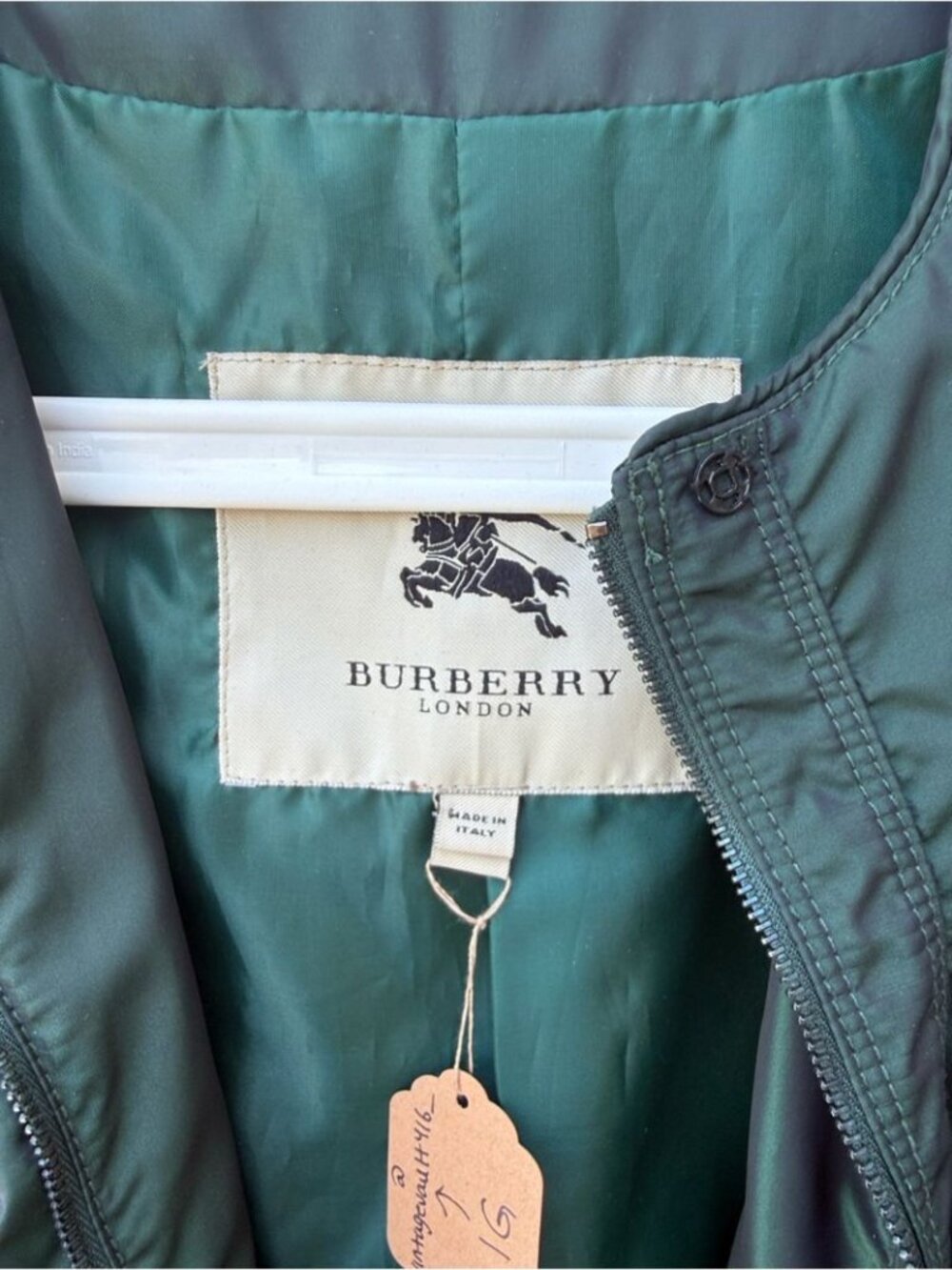 Burberry Green Lightweight Women’s Coat - Picture 6 of 8